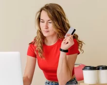 portrait woman ordering products online